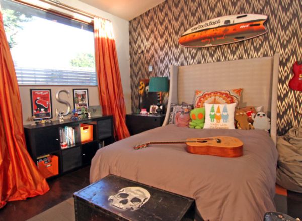 teen-orange-accessories-room
