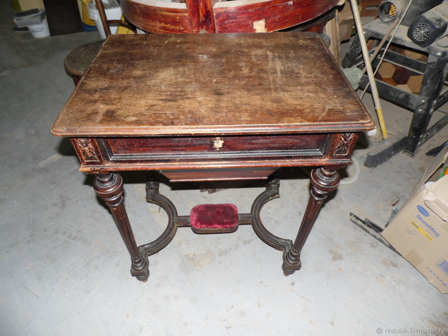 Старый лакированный стол реставрация своими руками