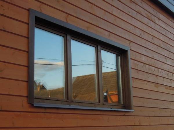 Наличники на окна в деревянном доме, фото 12