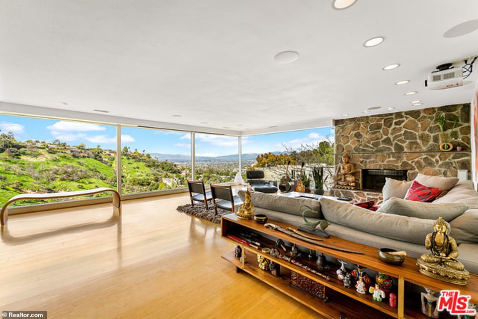 The house also has an ultra-modern living room which offers the perfect surroundings for entertaining guests