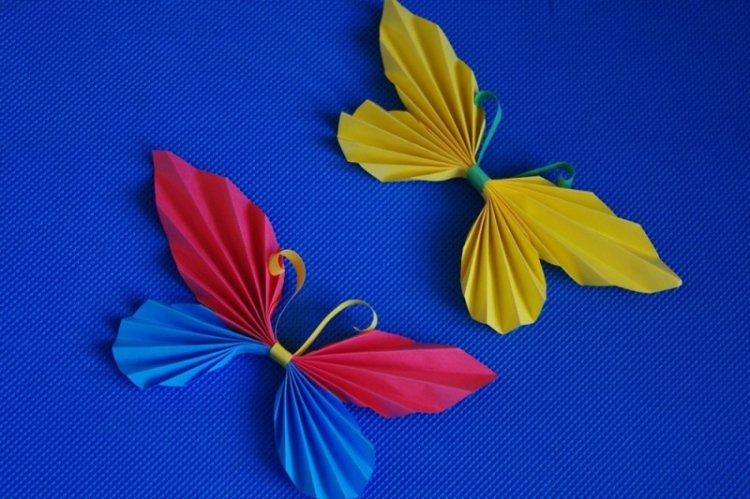 Бабочки из гофрированной бумаги - Бабочки на стену своими руками