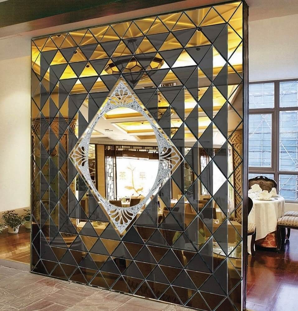 Зеркальные панели в интерьере