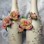 Бусины и розочки на шампанском
