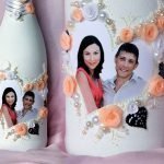 Молодые на бутылках