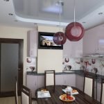 Вентиляционный короб бежевого цвета