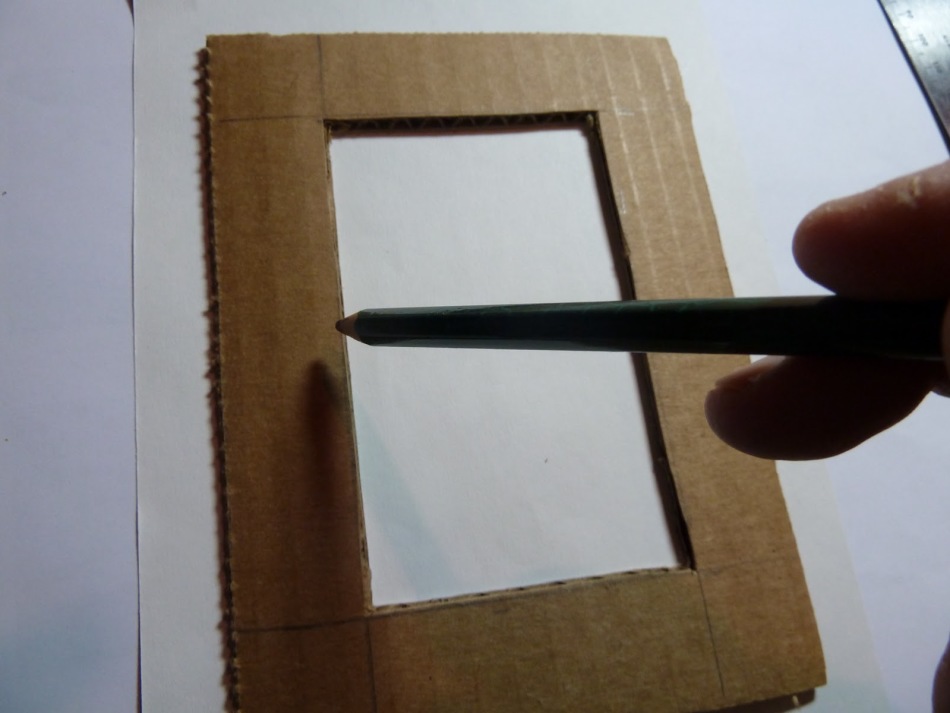 как сделать рамку из картона