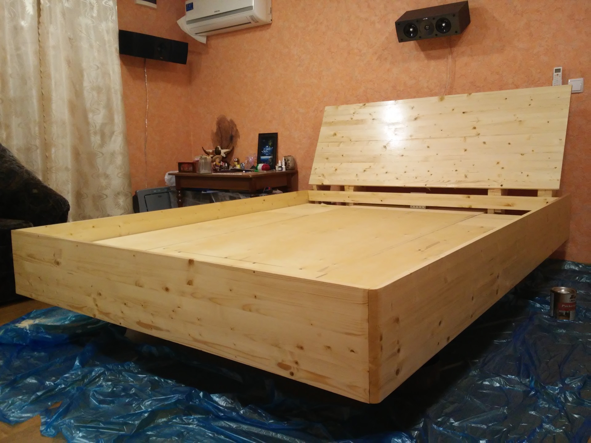 деревянные соединения в кровати