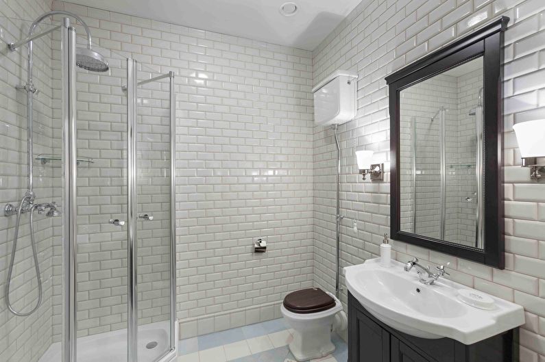 Белая ванная в классическом стиле - Дизайн интерьера