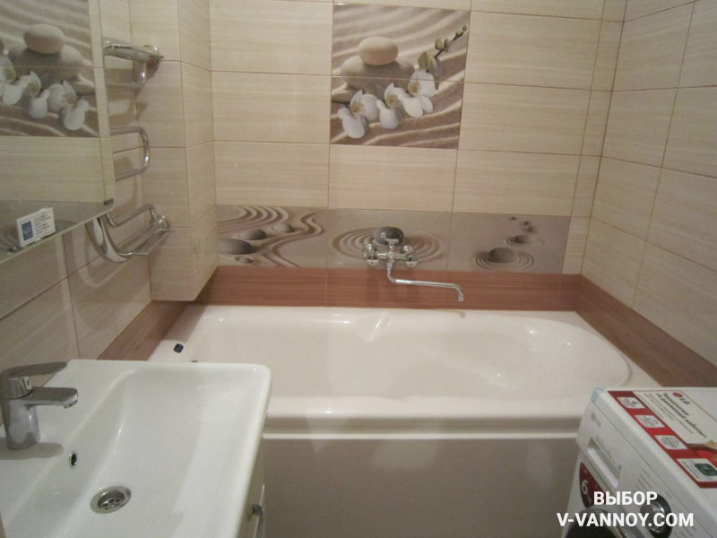 Нейтральная гамма в отделке позволит находиться с комфортом даже в небольшом пространстве ванной комнаты.