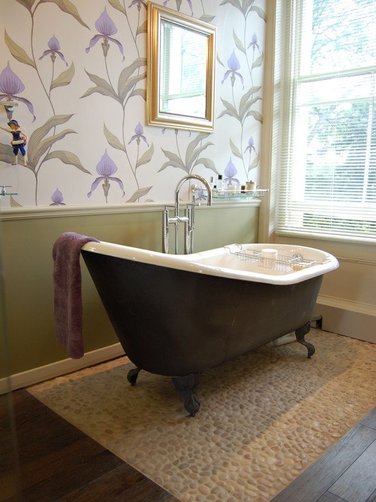 traditional-bathroom