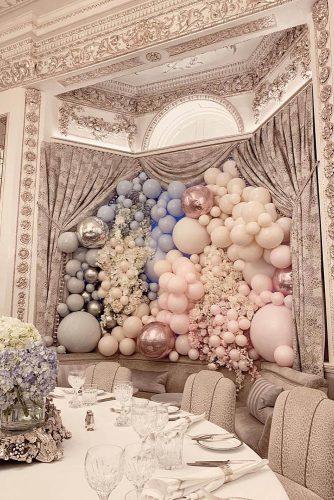 wedding balloon decorations photo backdrop on elegant reception annabelsmayfair